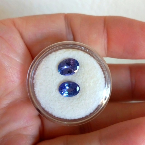 Set of Tanzanite Loose Gemstones. - Picture 1 of 11